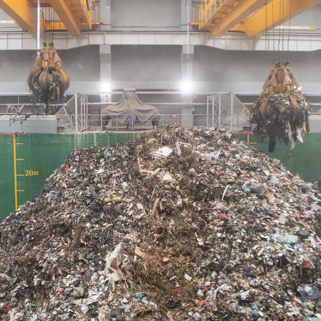 PSEL Keramasan Mulai Uji Coba, Sampah Diolah Jadi Listrik