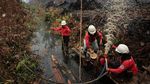 Relawan Perempuan Berjibaku Melawan Karhutla Kalimantan