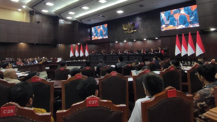 Sidang gugatan PHPU Presiden dan Wakil Presiden Pilpres 2024 soal syarat pendidikan pencalonan Gibran Rakabuming Raka di MK, Rabu (23/9/2026).