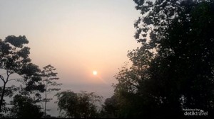Menepi Sejenak di Bukit Pamoyanan Subang