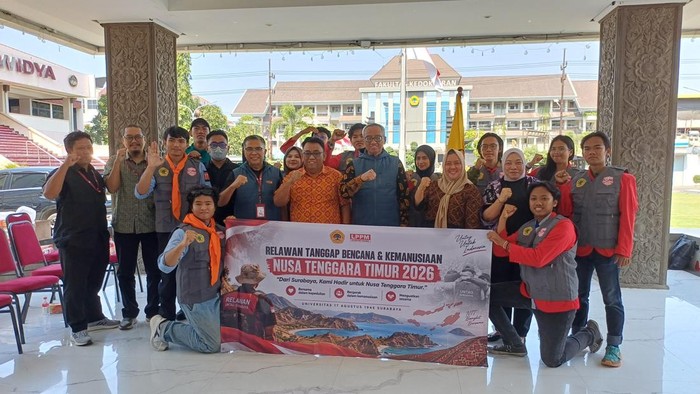 Pelepasan mahasiswa Untag Surabaya ke NTT sebagai relawan tanggap bencana