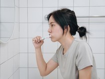 Sikat Gigi Sebaiknya Pas Mandi Pagi atau Habis Sarapan? Awas Kebalik, Dampaknya Serius
