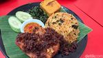 Sedap! Makan Ayam Bakar Celup dan Nasi Pedas Mang Asep di Bekasi