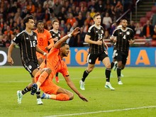 Jeda Internasional Jadi Petaka Liverpool? Isak Pulang, Gakpo pun Cedera