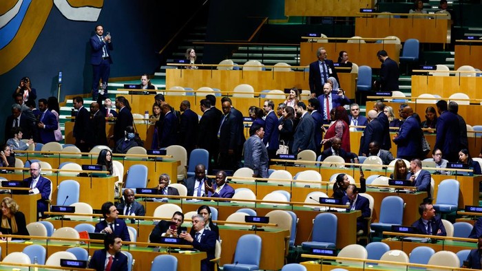 Delegates walk out as Israel's Prime Minister Benjamin Netanyahu addresses the 81st United Nations General Assembly at UN headquarters in New York City, US, September 24, 2026. REUTERS/Jeenah Moon