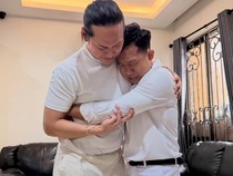 Indra Kenz Bebas Bersyarat, Momen Haru Bertemu Paris Pernandes