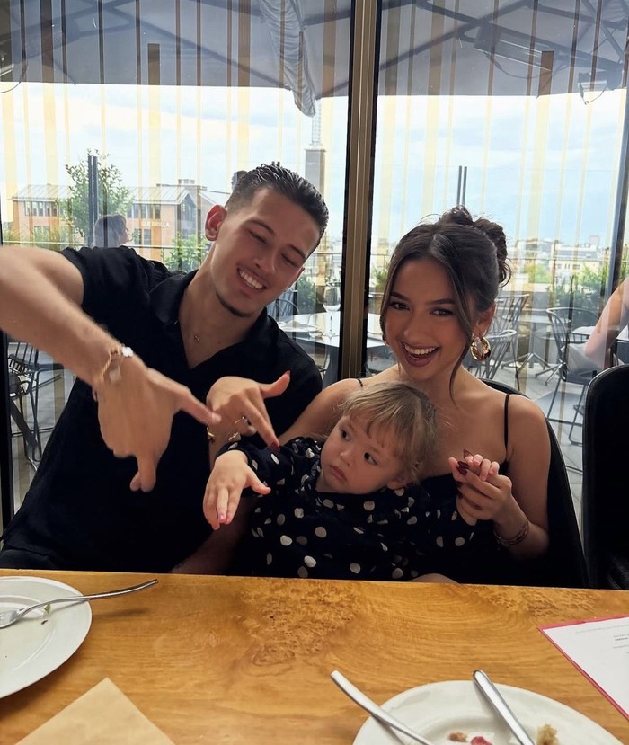 Justin Hubner Suka Ajak Jennifer dan Kamari Makan di Resto hingga Jajan