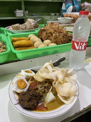 Tempat Makan Enak di Pasar Tebet Barat