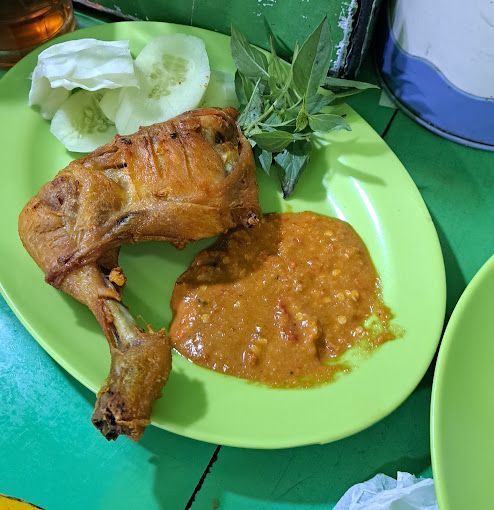 Tempat Makan Enak di Pasar Tebet Barat