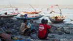 Melihat Nelayan Kenjeran Saat Air Laut Surut