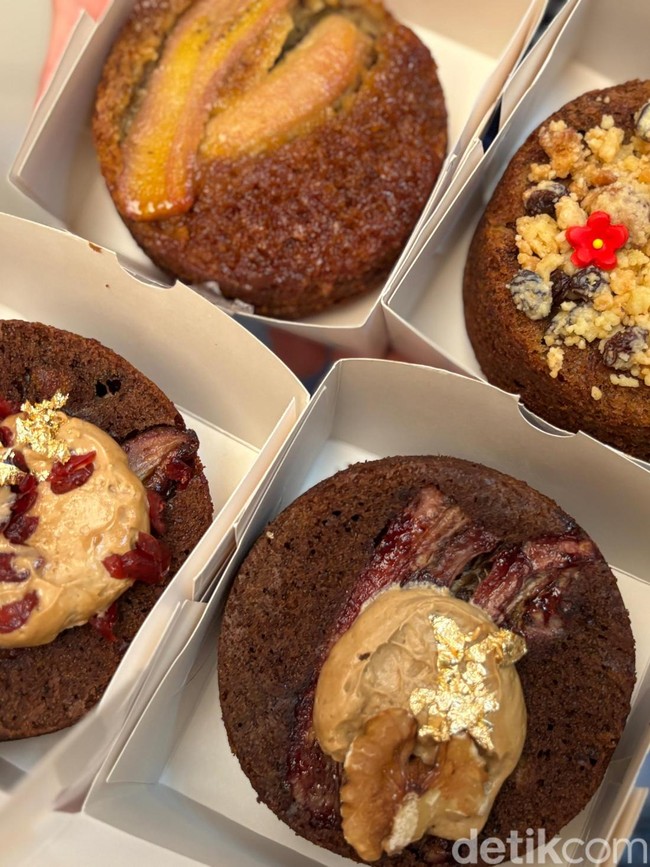 Baru di Blok M! Bolu Pisang Kekinian dengan Varian Caramel hingga Coffee