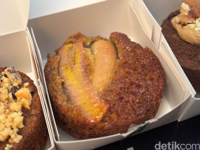 Baru di Blok M! Bolu Pisang Kekinian dengan Varian Caramel hingga Coffee