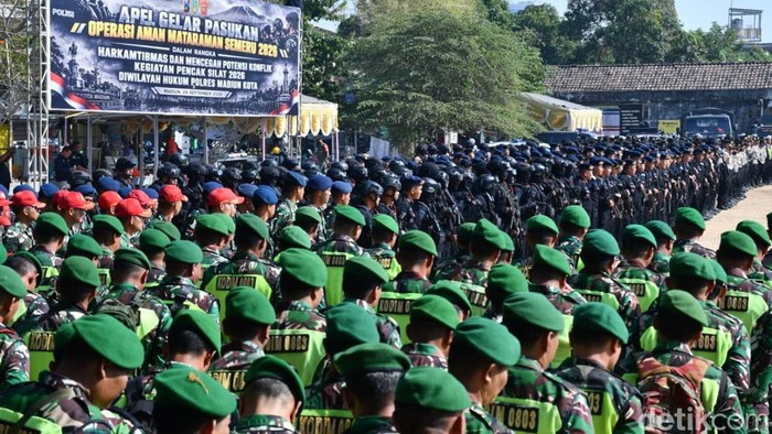 Persiapan pengamanan massa untuk Parluh PSHT kubu M Taufiq