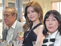 Pesona Yeji ITZY Kena Angin Jakarta, Hadiri Pembukaan Butik Roger Vivier