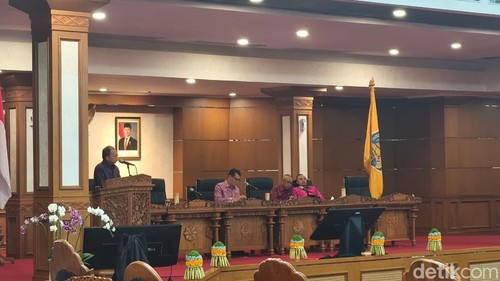Rapat paripurna DPRD Provinsi Bali di Kantor DPRD Provinsi Bali, Jumat (25/9/2026). (Foto: Putu Yonata/detikBali)
