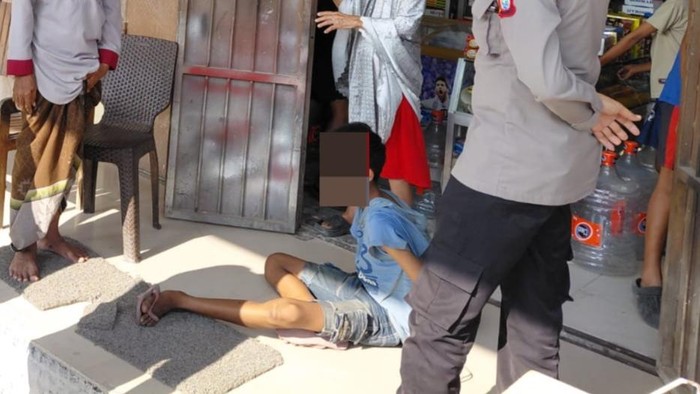 Remaja di Polman ditangkap usai kepergok mencuri di warung kelontong.