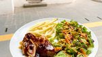 Spesial! Makan Pizza hingga Cordon Bleu di Benteng Abad ke-19