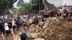 Wapres Gibran Tinjau Lokasi Banjir Bandang di Solok