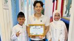 Willie Salim Diarak Keliling Usai Khitan pada Usia 24 Tahun