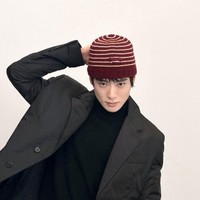 Lewat akun Instagram, Jaehyun NCT memamerkan sederet gayanya berpose di venue peragaan busana Prada. Ini adalah tahun keempatnya sejak tergabung dalam keluarga rumah mode Prancis tersebut. Foto: Dok. X