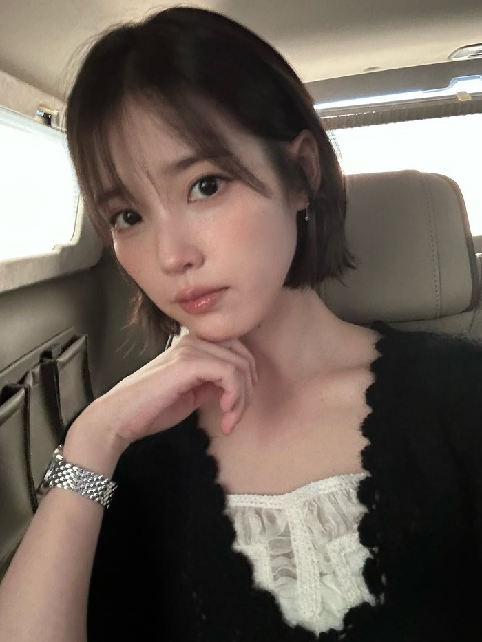 IU