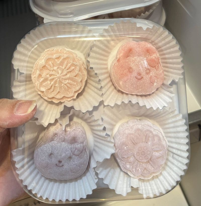 Kenang Putri yang Tewas Ditikam, Ibu Ini Buatkan Mooncake Favoritnya Kenang Putri yang Tewas Ditikam, Ibu Ini Buatkan Mooncake Favoritnya