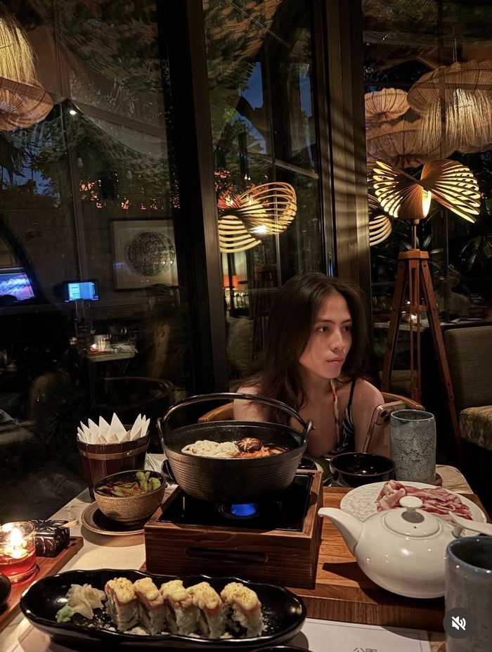 Keseruan Adhisty Zara, Ibu Baru yang Doyan Korean BBQ hingga Hot Pot Keseruan Adhisty Zara, Ibu Baru yang Doyan Korean BBQ hingga Hot Pot