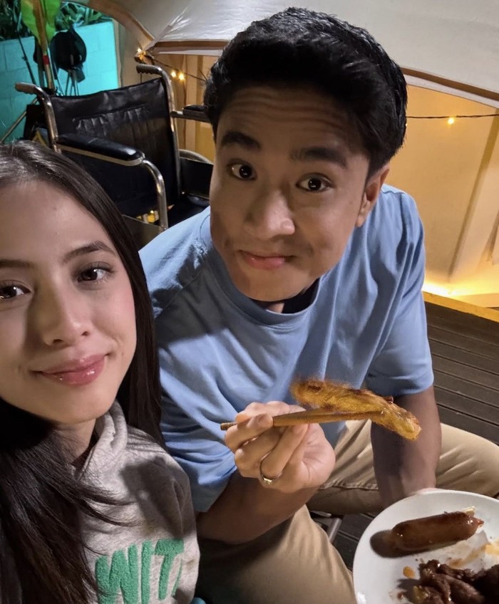 Keseruan Adhisty Zara, Ibu Baru yang Doyan Korean BBQ hingga Hot Pot Keseruan Adhisty Zara, Ibu Baru yang Doyan Korean BBQ hingga Hot Pot