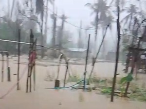 Banjir di Tapteng Usai Sungai Sibuluan Meluap, Warga Mulai Mengungsi