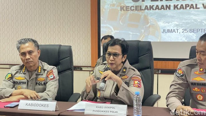 Press conference hari ke-13 pencarian korban KM Virgo