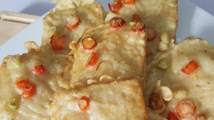 Tempe goreng tepung campur cabe rawit