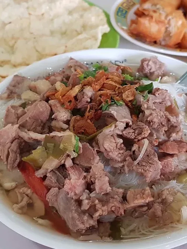 Kenikmatan Soto Legendaris