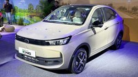 Sedan Murah Rp 90 Jutaan Meluncur, Fiturnya Lengkap Banget!