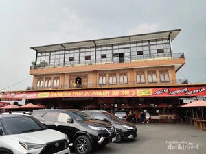 Perjalanan ke Ciwidey Jangan Cuma Lewat, Ada Pawon Bu Sri 3 Dekat Tol Soroja