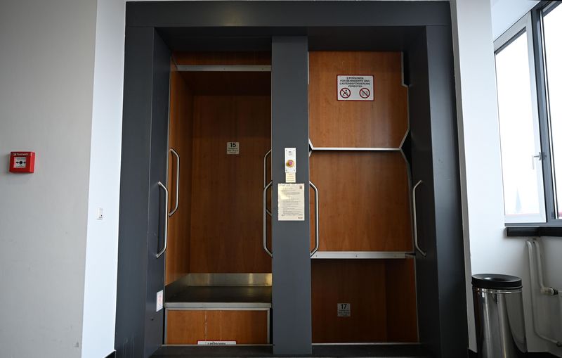 2290652360 PRODUCTION - 18 August 2026, Hesse, Frankfurt am Main: The paternoster elevator at the Frankfurt Higher Regional Court is one of the few continuous-circulation elevators in Hesse. In a paternoster elevator, the cabins are constantly moving. Photo: Lea Winkler/dpa (Photo by Lea Winkler/picture alliance via Getty Images)