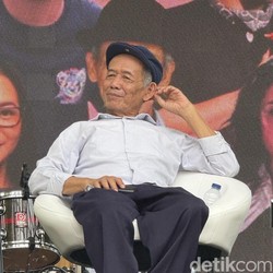 Momen Mencekam Ahmad Tohari Pernah Dituduh PKI, Dibebaskan karena Gus Dur