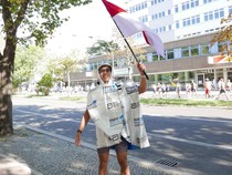 Didukung Istri, dr Tirta Raih PB di Berlin Marathon