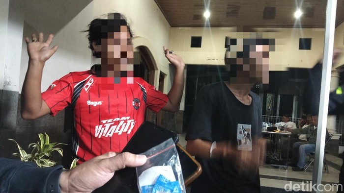 Dua pria di Cianjur diamankan gegara obat terlarang