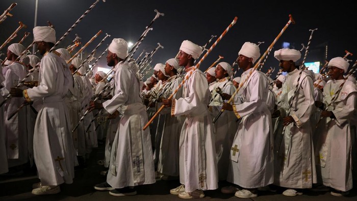 Ethiopian Orthodox choir members sing during the Meskel Festival to commemorate the discovery of the True Cross on which Jesus Christ was crucified, at Meskel Square in Addis Ababa, Ethiopia September 26, 2026. REUTERS/Tiksa Negeri