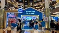 Alunan Angklung dan Tawa Keluarga Meriahkan #TanggalMerahUntukIbu