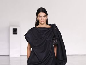 Kendall Jenner Sebut Berkencan Bisa Lebih Mudah Jika Jadi Lesbian