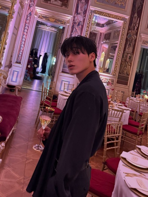San ATEEZ (Choi San).