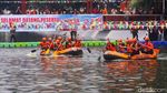 Seru! Adu Kekompakan di Lomba Dayung Pasar Baru 2026