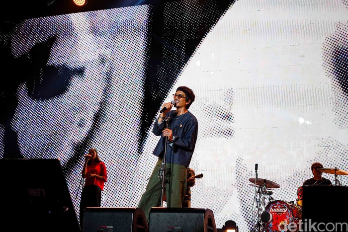 Sheila On 7 tampil di Pestapora Stage, Pestapora 2026, pada Sabtu (26/9/2026) di JIEXPO Kemayoran, Jakarta Pusat.
