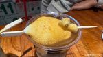 Cicip Ayam Latte Viral di Jakarta yang Laku Hampir 1.000 Gelas!