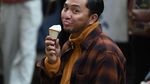 Momen Hangat Ananda Omesh dan Keluarga saat Sarapan hingga Jajan Es Krim
