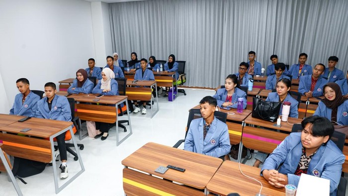 Angkatan pertama di Universitas Gunadarma Ibu Kota Nusantara (IKN). (dok Humas Otorita IKN.)