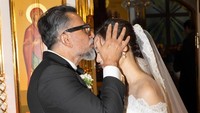 Jeremy membagikan tips untuk Axel dan Cicilia dalam menjadikan rumah yang mereka buat semakin kuat. Percakapan sebelum tidur, perhatian yang diberikan tanpa diminta, dan keputusan untuk tetap hadir ketika keadaan tidak mudah, adalah tips yang diberikan Jeremy untuk Axel dan Cicilia. Foto: Instagram @jeremythomas_jt @inathomas