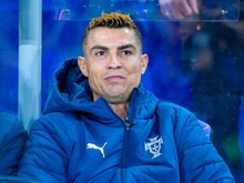 Soal Kapan Ronaldo Pensiun, Luis Figo Bilang Begini