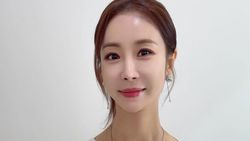 Potret Aktris Korea Han Da Gam Jadi Ibu di Usia 46 Tahun